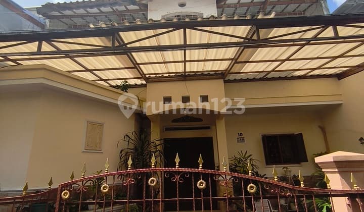 Di Jual Rumah 2 Lantai Siap Huni di Slipi Jakarta Barat