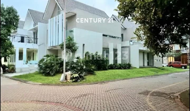 Disewakan Rumah Posisi Hook Dalam Cluster Discovery Bintaro