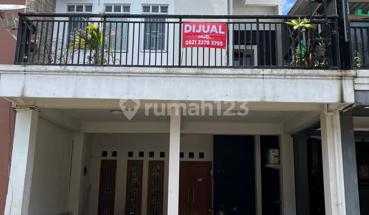 Dijual Rumah 2 Lantai Siap Huni Lokasi Strategis