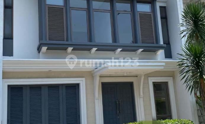 Rumah 2 lantai 3+1 kamar siap huni di Greenwich