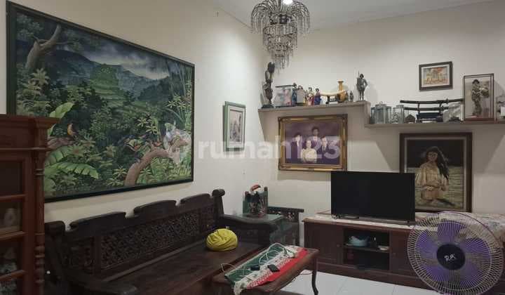 Rumah 1 Lantai 2 Kamar Row Jalan 2 Jalur di Villa Melati Mas