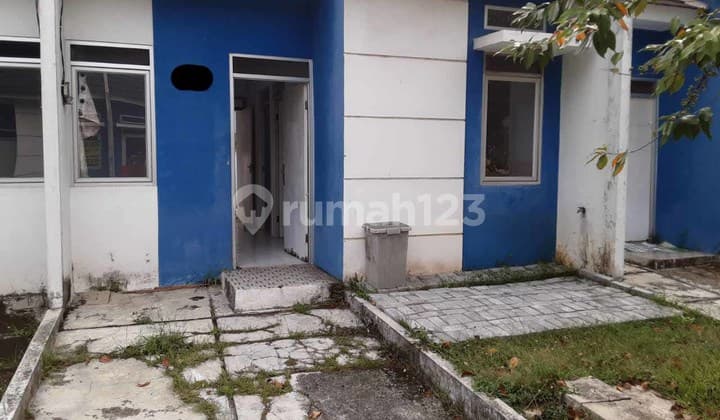 1-Story House with 2 Bedrooms Facing South in Citra Raya