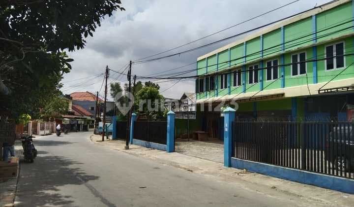 2-Storey Warehouse by the Main Road 40-Foot Container