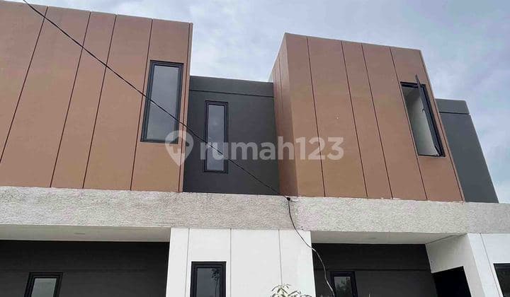 Rumah 2 Lantai 2 Kamar Siap Huni di Citaville Parung Panjang