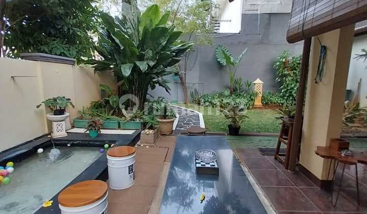 Rumah 1 Lantai Dg Taman Yang Luas Dekat Pintu Tol di Graha Cinere
