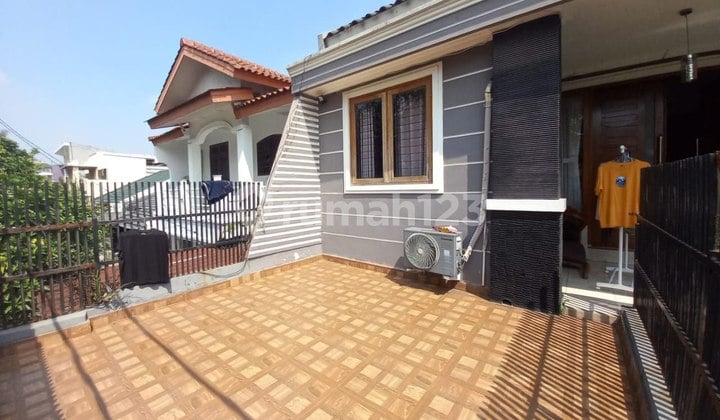 For Sale Rumah Mewah 2 Lantai Furnish Siap Huni Lokasi Strategis