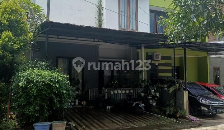 Rumah Dua Lantai Bagus Sangat Terawat Siap Huni Dicirendeu Tangerang Selatan