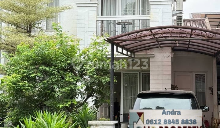 Rumah mewah 2 lantai siap huni dikompleks legenda wisata Cibubur