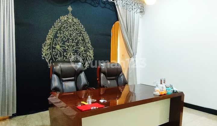 Rumah mewah ala eropah didurensawit jakarta timur