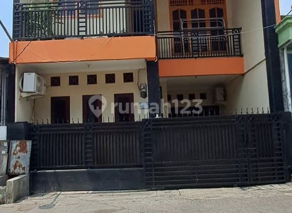 Rumah 2 Lantai Dijual Murah Diwisma Asri Bekasi Kota