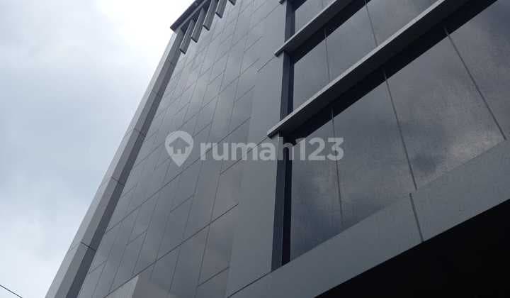 Gedung kantorbaru 4,5 lantai siap huni lokasi strategis dicawang