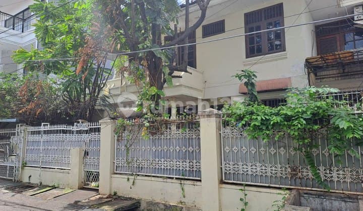 rumah lama siap huni dekat terminal rawamangun jakarta timur