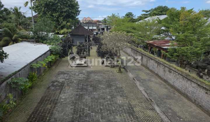Strategic Freehold Land In Main Road Kerobokan Near Petitenget - Perfect For Villas Or Commercial Projects