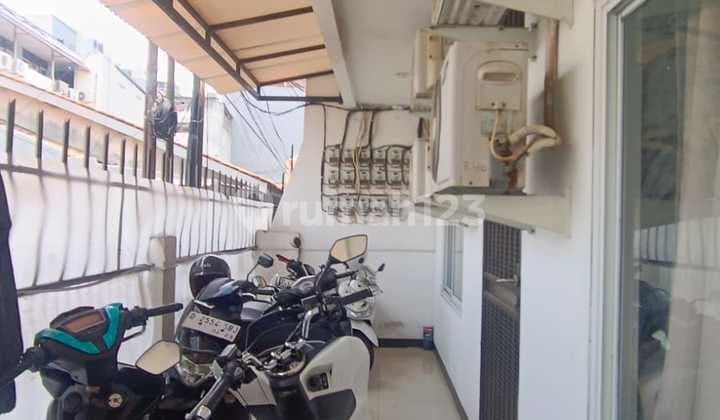 Rumah Kos di Binus Kemanggisan - Jakarta Barat . Lokasi Strategis & Sudah Terisi!