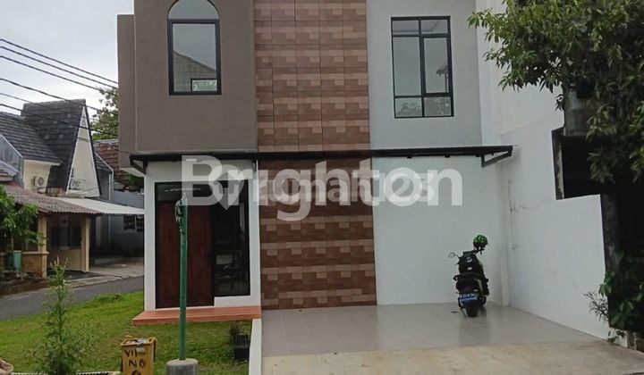Rumah Ada Swimming Pool Full Furnished di Sentul City