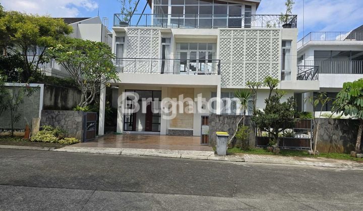 NEW HOUSE STILL FRESH WITH MOUNTAIN VIEW AND ROOFTOP IN SENTUL CITY