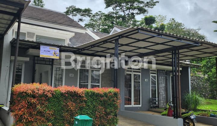 Rumah Rapi Terawat di Sentul Alaya