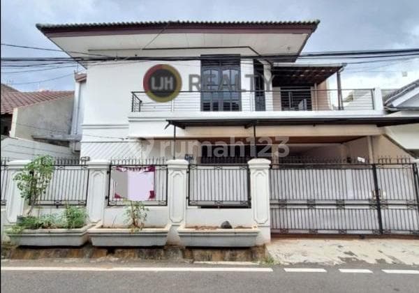 Jual Murah Dekat Pintu Tol Rumah 2 Lantai Rawamangun Jaktim