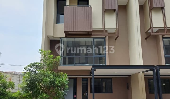 Sewa Rumah Cantik Furnished Hoek Impresahaus Tabebuya Bsd City