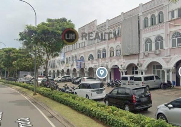 For Sale: Alicante Gading Serpong 3-Storey Shophouse, Facing Main Road