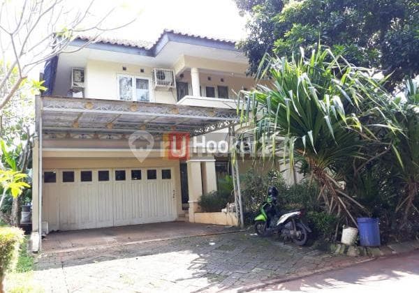 Jual Rumah Cantik Hoek Dekat Pintu Tol Taman Giri Loka Bsd City