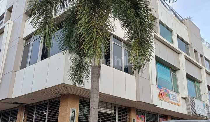 Sewa Ruko Hoek 3 Lantai Aries Niaga Taman Aries Meruya Jakbar