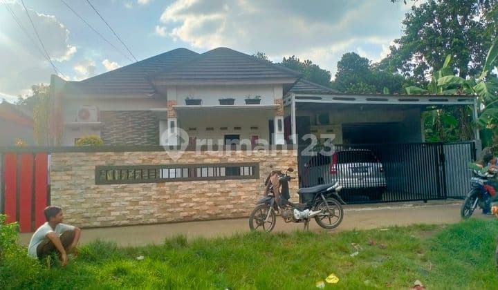 Modern minimalist house, corner lot, affordable, move-in ready, spacious land, strategic location in Pedurenan, Mustikajaya, East Bekasi, Bekasi city.