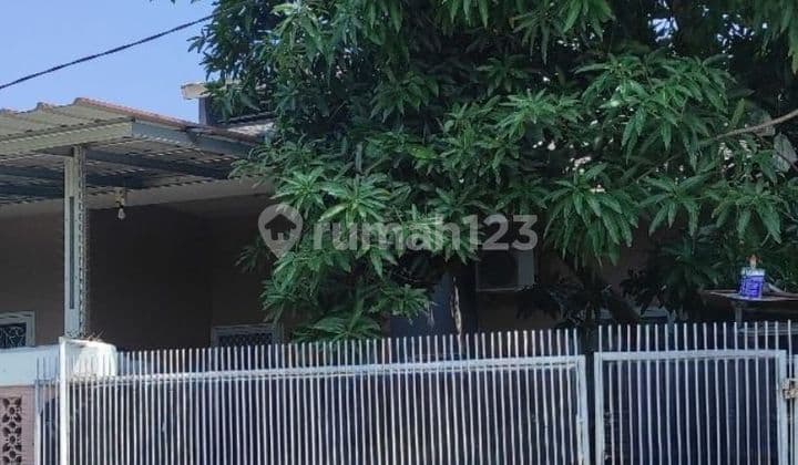 Rumah 1,5 Lantai,termurah,bebas Banjir Di Cluster Palermo,mutiara Gading City,dekat Harapan Indah,bekasi