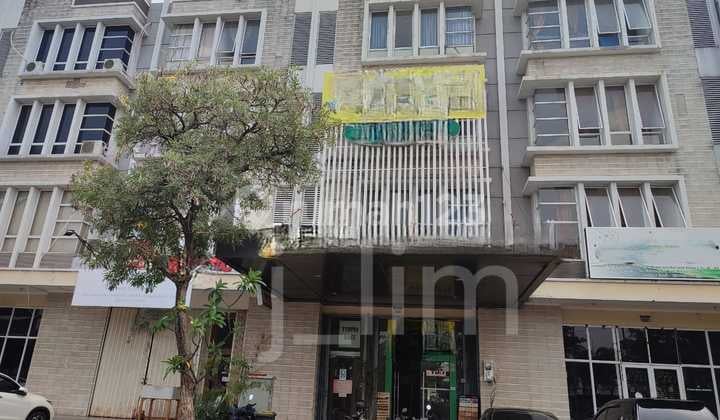 Ruko Mega Boulevard Harapan Indah 4 Lantai Saat Ini Jadi Kost Kostan dengan 20 Kamar Tidur dan 9 Kamar Mandi Full Furnished Lokasi Strategis Kota Harapan Indah Bekasi