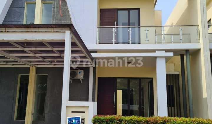 Rumah 2 Lantai,siap Huni,bebas Banjir Di Cluster Arana,harapan Indah,bekasi