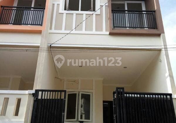 Rumah2 Lantai Harga Murah Dibawah Pasar,Siap Huni,Bebas Banjir di Perumahan Sunter Jaya,Sunter Jaya,Sunter,Tanjung Priok,Jakarta Utara