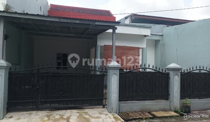 New Renovated Cheap House, Ready to Occupy, Flood-Free in Tegal Perintis Plot, Margamulya Adjacent to Summarecon Bekasi, North Bekasi.