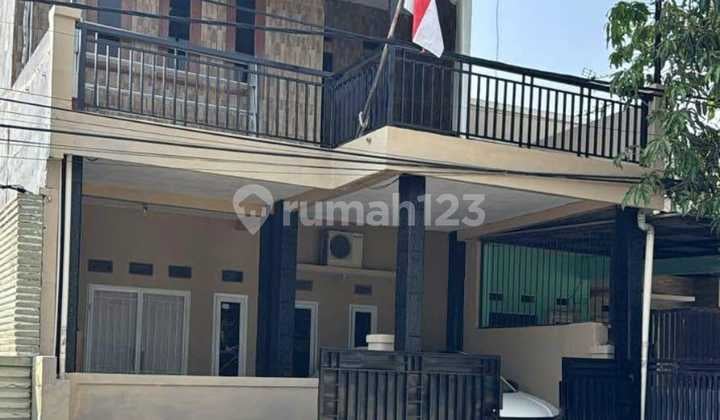 Rumah Bagus 2 Lantai,Siap Huni,Bebas Banjir,Semi Furnished di Perumahan Taman Harapan Baru,Pejuang,Medan Satria Dekat Kota Harapan Indah,Bekasi