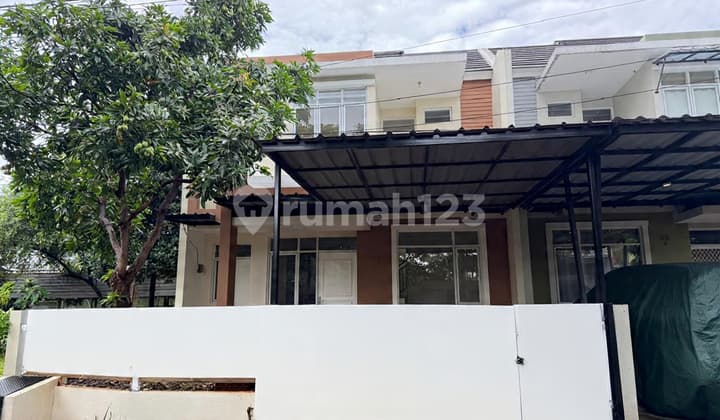 Nice 2-Story House at Low Price, Ready to Move In, Flood-Free in Emerald Spring, Bekasi Jaya, East Bekasi