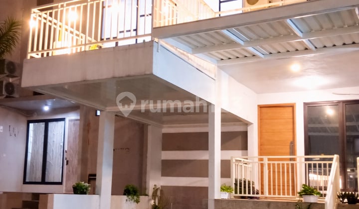 Rumah Smart Home 2Lantai Bagus Rapih di Belle Legoso Ciputat Timur
