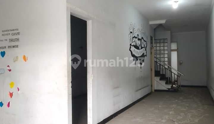 Sewa/ Jual Ruko Blong Lokasi Strategis untuk Usaha di Singgasana