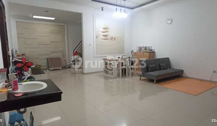 Full Furnish Murah Minimalis Bagus Di Taman Holis Indah