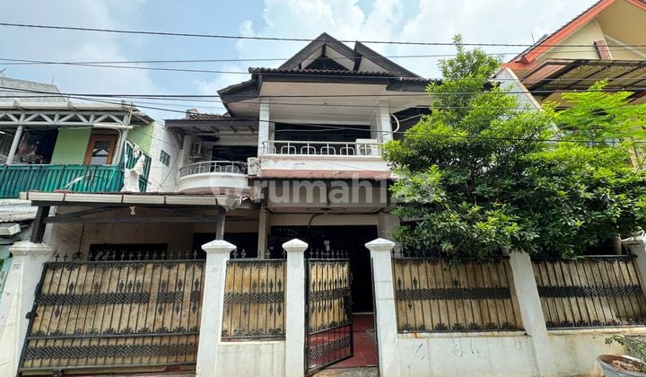 Dijual Rumah 3 Lantai di Rawasari Timur, Cempaka Putih - Jakarta Pusat