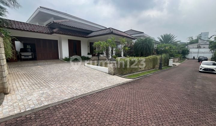 Rumah Villa Pejaten 5 BR, 2 Lantai, SHM, Bagus