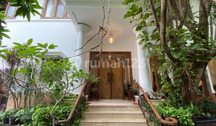 Rumah Bagus Cipete, Jakarta Selatan SHM Furnished