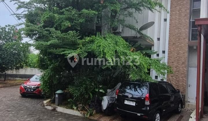 Rumah Pelangi Matoa Bagus Furnished SHM Krukut, Depok