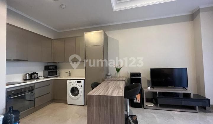 District 8 Furnished 1 Bedroom Best View Available