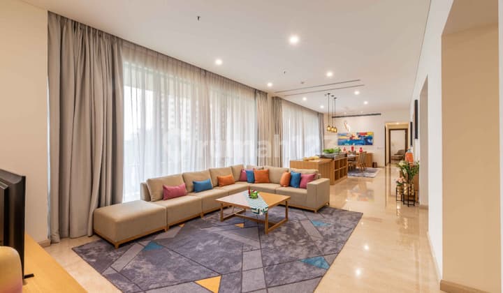 Pakubuwono Spring Combine Unit 4BR Area 340m2 Rare Unit with View