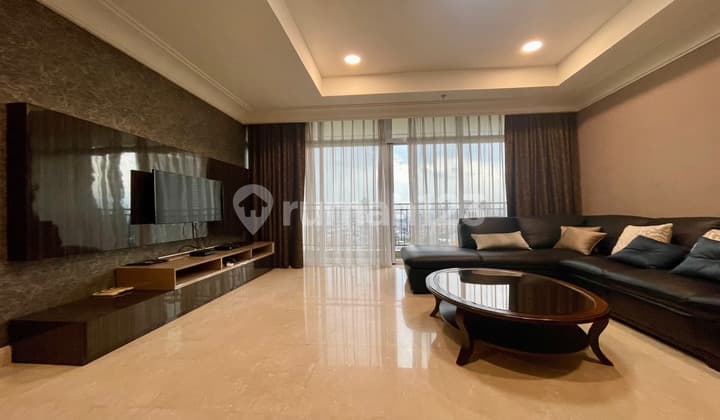 Pakubuwono View 2 BR Good Furnished Best Floor Available