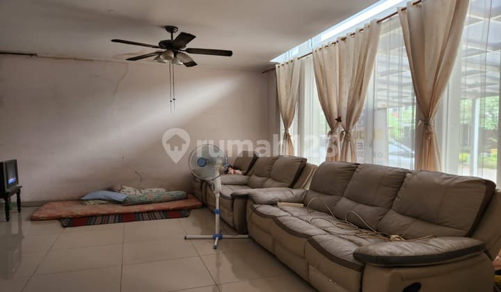 DIJUAL RUMAH 3 LANTAI di GRAND GALAXY, JAKASETIA, BEKASI SELATAN