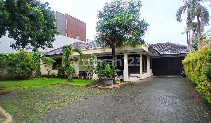 Large House Spacious Land Strategic Location Pasar Minggu South Jakarta
