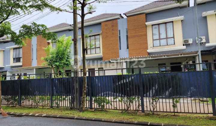 Rumah Dijual Selangkah Ke Transmart Graha Raya