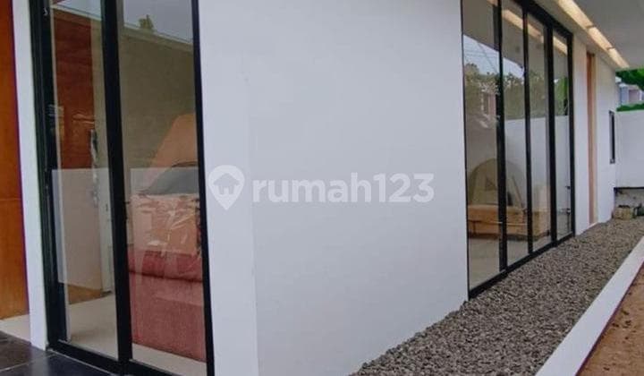 Rumah Nyaman 2 Lantai di Deplu, Ciledug - Tangerang