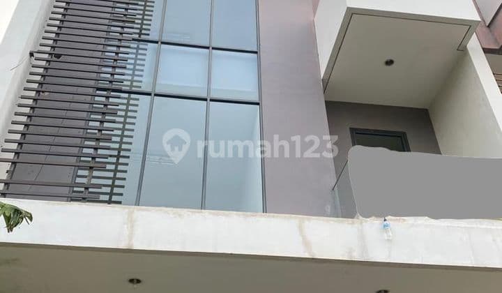 Sewa Ruko Siap Huni
Kantor / Ruko di Ancol Barat
Jakarta Utara Cocok Untuk Kantor