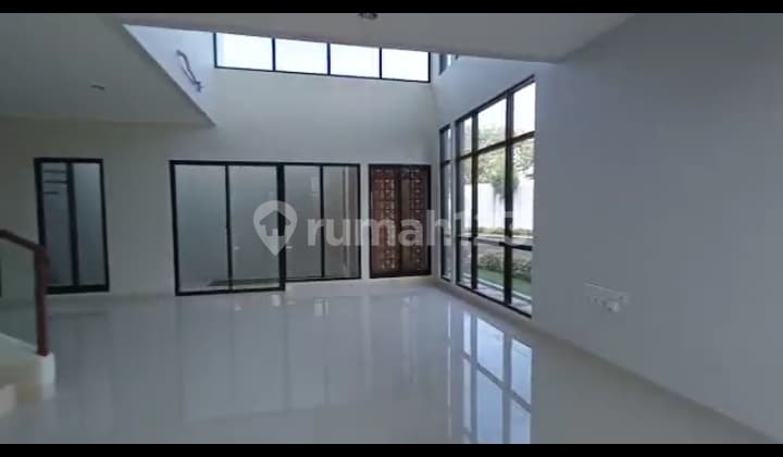 Rumah Hoek Selatan Utara Siap Huni Cluster Dekat Tol & Krl